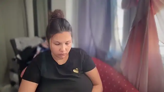 minette-sexy online show from September 19, 2025, 9:24 am