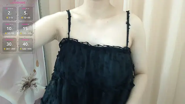 KaleAnisa online show from October 8, 2025, 1:07 am