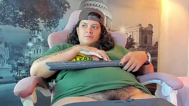 snowflake xxx online show from September 25, 2025, 3:07 pm