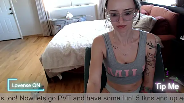 Plantbabeee online show from March 20, 2026, 4:30 pm