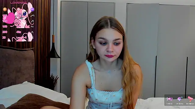 Molly sweetie online show from October 30, 2025, 7:17 am