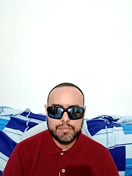 ElSunEagle online show from June 4, 2026, 2:27 am
