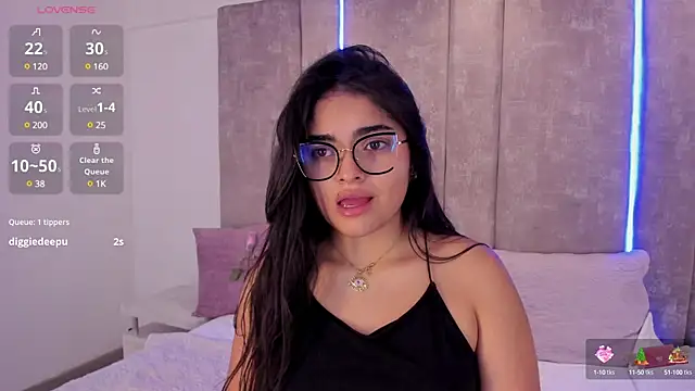 Snapshot of GiselOrtiz chatting on March 8, 2025, 4:39 pm GiselOrtiz online show from March 8, 2025, 4:39 pm