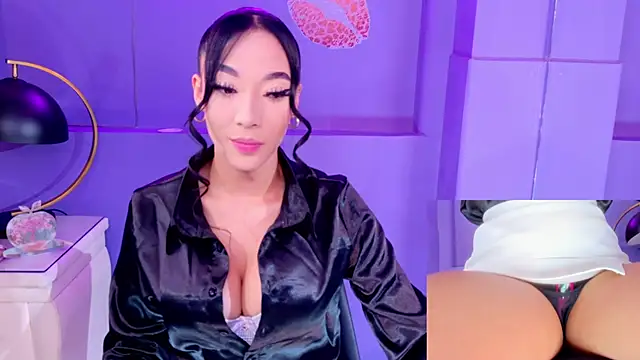 Snapshot of ZendayaGrey chatting on June 12, 2026, 8:39 pm ZendayaGrey online show from June 12, 2026, 8:39 pm