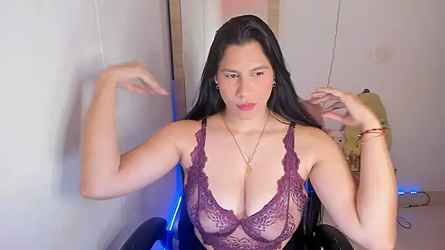 Snapshot of hellensexy chatting on January 9, 2026, 9:33 pm hellensexy online show from January 9, 2026, 9:33 pm