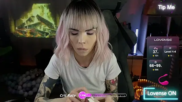 Kerry Kirk online show from December 17, 2025, 10:48 pm