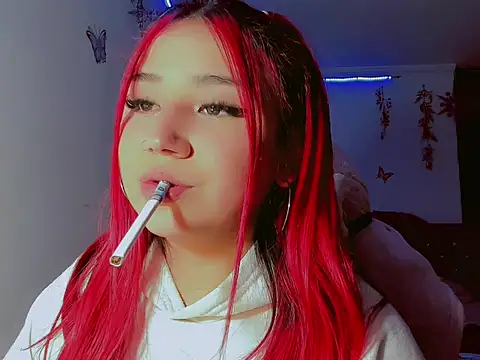 Snapshot of madisonx17 chatting on October 24, 2025, 4:50 pm madisonx17 online show from October 24, 2025, 4:50 pm