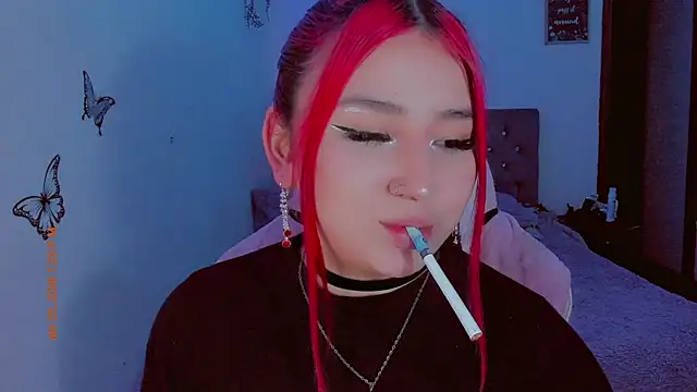 madisonx17 online show from April 21, 2026, 12:23 am