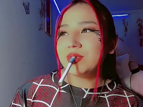 Snapshot of madisonx17 chatting on October 31, 2025, 11:00 pm madisonx17 online show from October 31, 2025, 11:00 pm