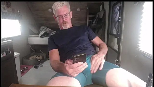 Di9ital069 online show from December 5, 2025, 7:01 pm