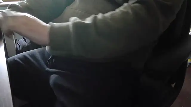 IrishCock30 online show from April 16, 2026, 9:21 am