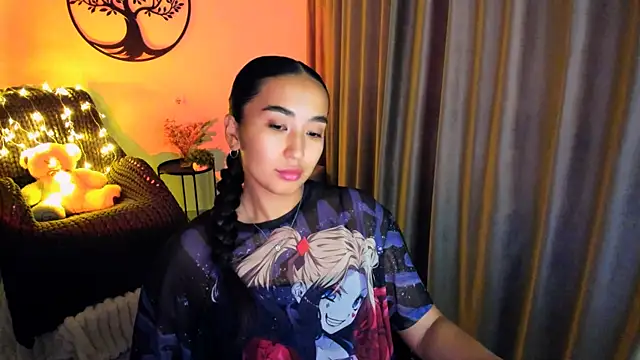 worldofkim online show from November 13, 2025, 10:30 am