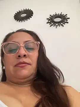 Snapshot of brendasexywet chatting on October 16, 2025, 5:54 pm brendasexywet online show from October 16, 2025, 5:54 pm