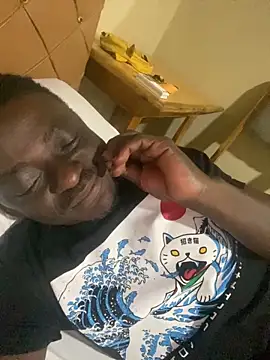 Snapshot of BigBrotherFreak chatting on February 20, 2026, 6:32 pm BigBrotherFreak online show from February 20, 2026, 6:32 pm