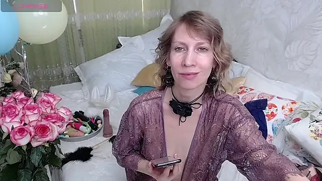 AdrianaSea online show from April 28, 2026, 10:52 am