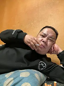 punk0805 online show from March 31, 2026, 3:36 pm