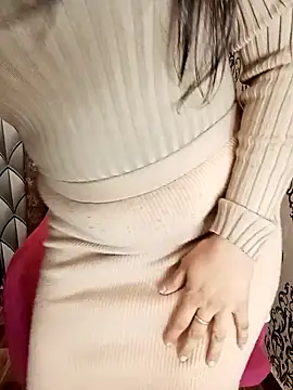 Snapshot of Mishika_Gill chatting on December 22, 2024, 7:31 pm Mishika Gill online show from December 22, 2024, 7:31 pm