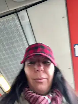 eveangelll online show from March 10, 2025, 7:22 am