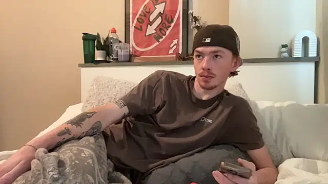 younghungginger online show from December 14, 2024, 6:52 pm