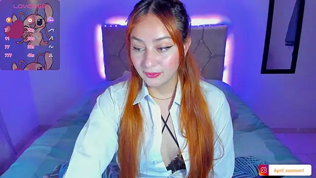 Snapshot of April_sommer1 chatting on October 27, 2025, 11:11 am April sommer1 online show from October 27, 2025, 11:11 am