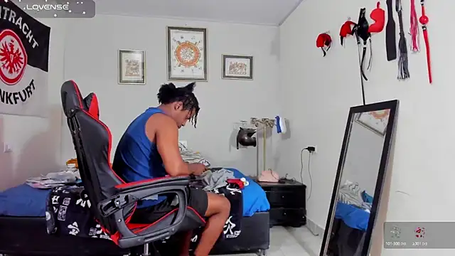 AlejoKhalifa  online show from November 18, 2025, 2:16 am