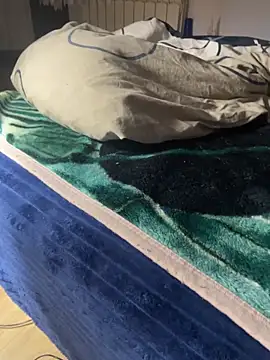 pauloooooborderrrr online show from December 15, 2025, 2:50 am