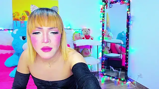 Candy Candy   online show from April 18, 2026, 12:35 am