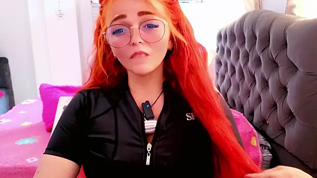 Snapshot of Alexatexa2929 chatting on February 17, 2026, 7:33 pm Alexatexa2929 online show from February 17, 2026, 7:33 pm