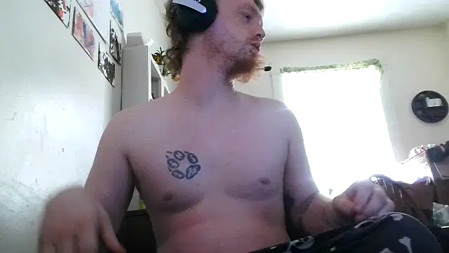 Snapshot of Thehotfox@xh chatting on February 27, 2026, 7:03 pm Thehotfoxxh online show from February 27, 2026, 7:03 pm