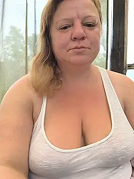jusichka online show from June 4, 2026, 5:12 am