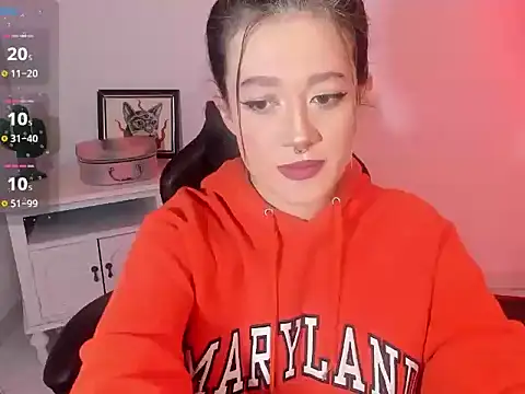 kat apple online show from October 22, 2025, 4:39 pm