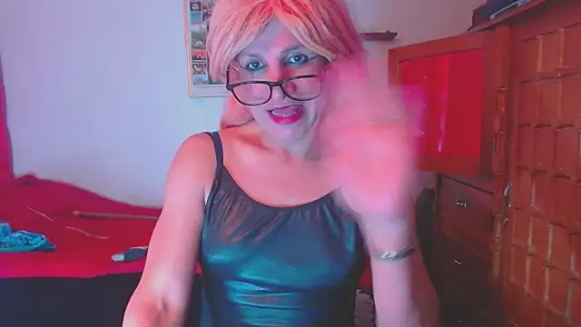 LorenJade online show from November 25, 2025, 12:33 am