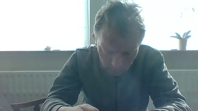 bertolini online show from March 19, 2026, 1:11 pm