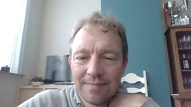 bertolini online show from October 31, 2025, 12:46 pm