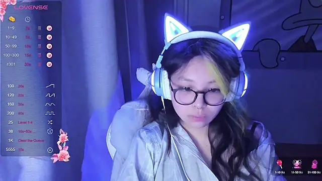 Snapshot of maydaykimmy chatting on February 1, 2025, 9:19 pm maydaykimmy online show from February 1, 2025, 9:19 pm