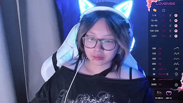 Snapshot of maydaykimmy chatting on October 4, 2025, 10:00 pm maydaykimmy online show from October 4, 2025, 10:00 pm