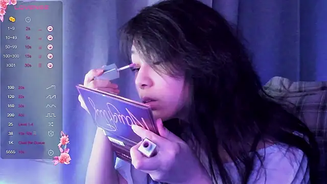 Snapshot of maydaykimmy chatting on December 1, 2024, 8:25 pm maydaykimmy online show from December 1, 2024, 8:25 pm