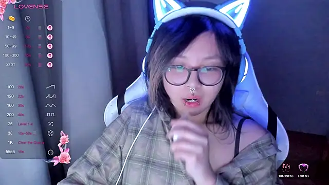 Snapshot of maydaykimmy chatting on February 14, 2026, 9:59 pm maydaykimmy online show from February 14, 2026, 9:59 pm