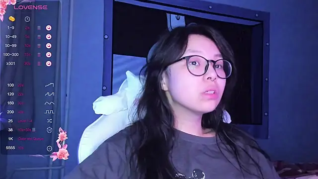 Snapshot of maydaykimmy chatting on December 24, 2024, 3:05 am maydaykimmy online show from December 24, 2024, 3:05 am