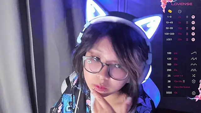 Snapshot of maydaykimmy chatting on September 22, 2025, 9:21 pm maydaykimmy online show from September 22, 2025, 9:21 pm