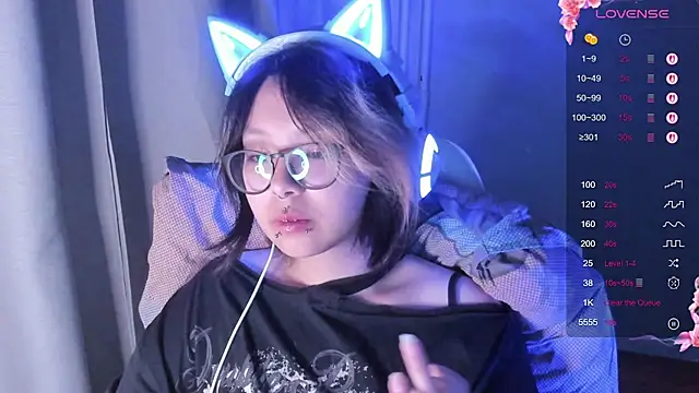 Snapshot of maydaykimmy chatting on September 23, 2025, 9:33 pm maydaykimmy online show from September 23, 2025, 9:33 pm