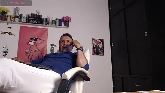 FERDIGNAN0329 online show from November 21, 2025, 8:08 pm