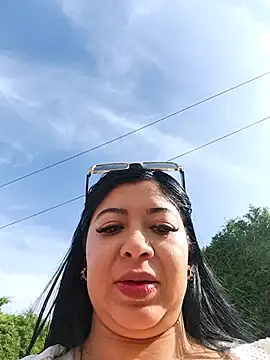 Snapshot of Ariana-pp03 chatting on October 30, 2025, 1:09 pm Ariana-pp03 online show from October 30, 2025, 1:09 pm