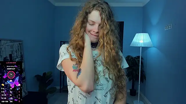 RayaNenlia online show from February 15, 2026, 5:19 am