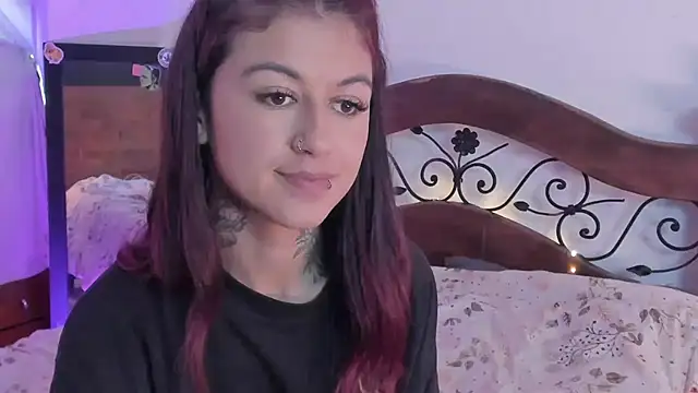 noemi foxxx online show from October 7, 2025, 1:45 pm