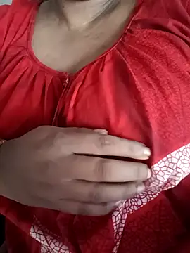 Priya hotgirl23 online show from October 20, 2025, 5:42 am