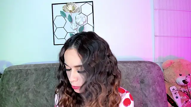 summer holiday online show from March 13, 2025, 9:10 am