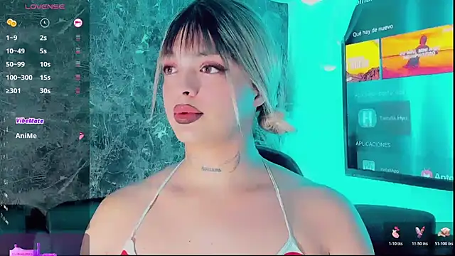 Emmaa Saenz  online show from January 6, 2026, 12:14 am