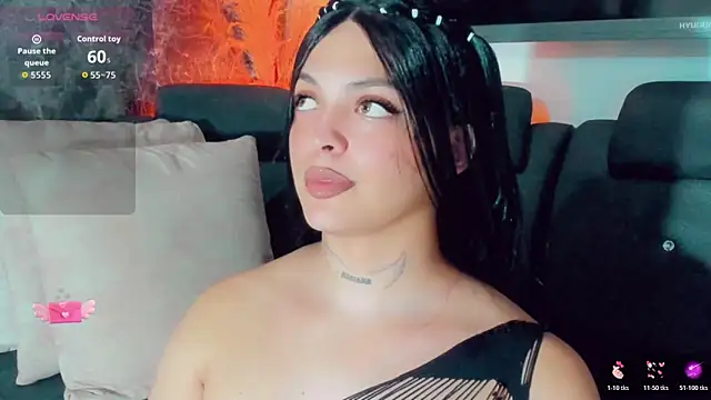Snapshot of Emmaa_Saenz_ chatting on May 31, 2026, 10:10 pm Emmaa Saenz online show from May 31, 2026, 10:10 pm