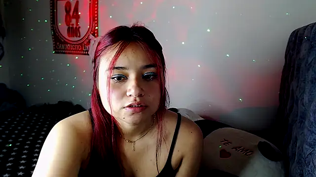 Sweet cheerry   online show from November 7, 2025, 4:06 am